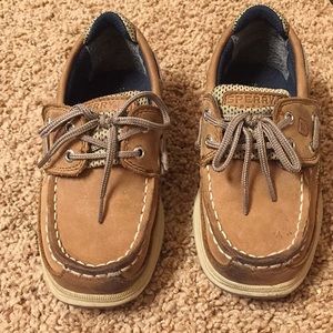 Little boys Sperry